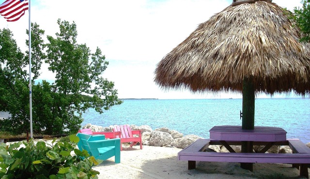 Vacation Paradise-Relax-Enjoy the Sunshine & Sea BreezenExperience KEYS LIFE.