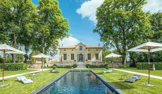 Vacation rental Le Duplex at Clos Marcamps. Between Bordeaux and St Emilion.