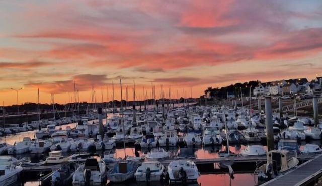 Vacation rental 2 room apartment facing Etel harbor