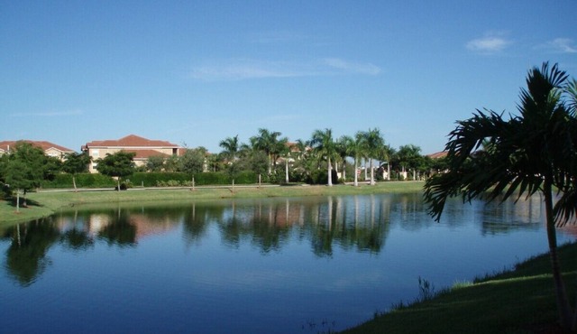 Vacation rental a few minutes from the beach. Quiet and central location