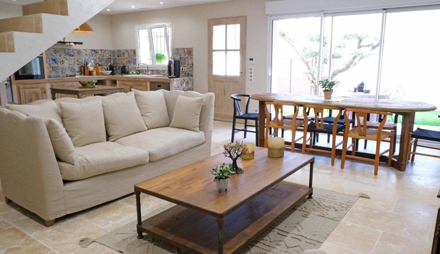 Vacation rental house with pool AUREILLE LS1-386
