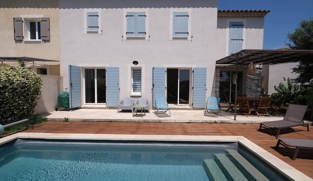 Vacation rental house with pool MERINDOL LS2-398