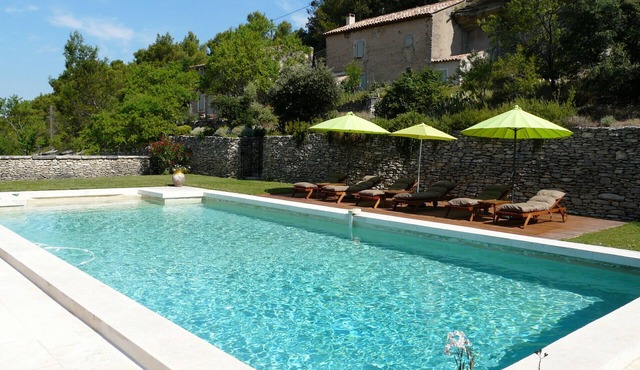 Vacation rental house with pool LACOSTE LS2-239