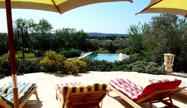 Vacation rental house with pool MOURIES LS1-174