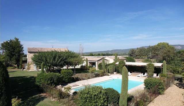 Vacation rental house with pool LAGNES LS2-433