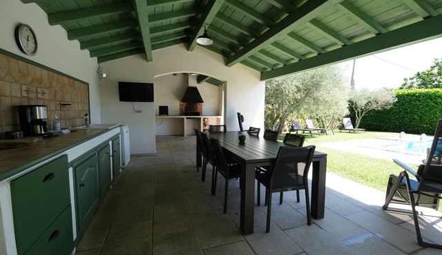 Vacation rental house with pool MOULES LS3-388