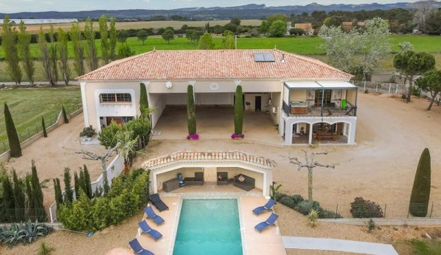 Vacation rental house with pool MOULES LS3-299