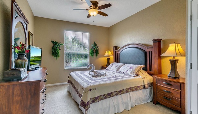 Vacation Rental near Disney, Univeral Studios, Epic, w/free parking and Wi-Fi.