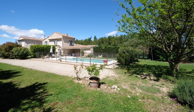 Vacation rental with pool CARPENTRAS LS4-374