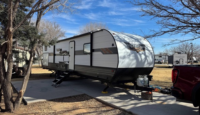 Vacation Vibes Without the Drive/ Pools + Cozy RV Getaway + Great Amenities