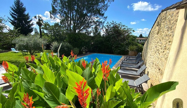 Vacation villa in the South-West of France, near Bordeaux and Saint-Émilion.