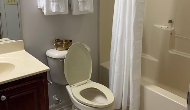Vacation Village at Williamsburg 2 Bedroom Unit Bn