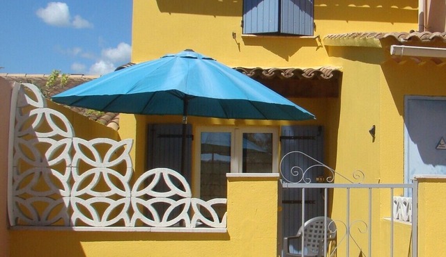 VACATIONS IN PROVENCE CYPRES