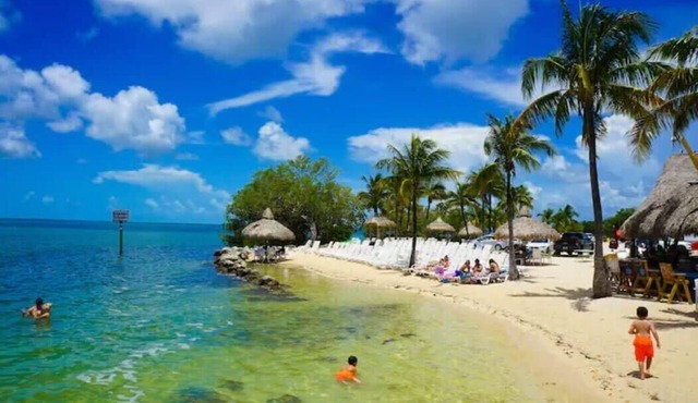 Vacay Spot Family Spacious, BBQ, Park Boat, go FL Keys