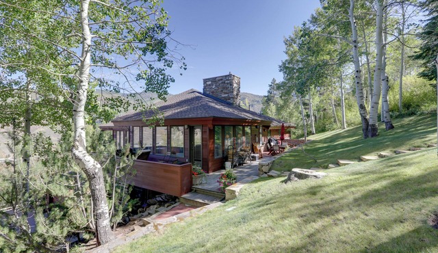 Vail 'Treehouse' + Hot Tub, Sauna & Mtn Views