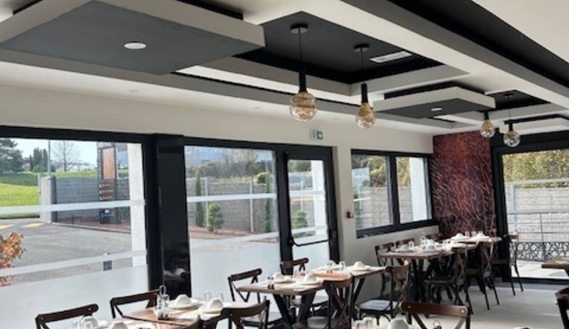 Val Hôtel Montbéliard Sud