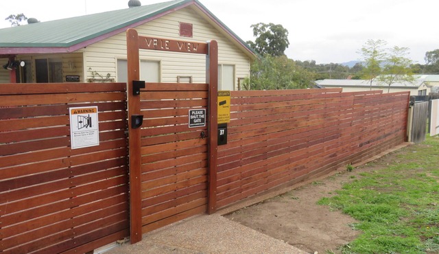 Vale View @ Cessnock - Unit 2 in the Hunter Valley Dog friendly Cessnock NSW