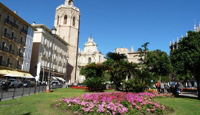 Valencia City Centre - Beautiful pure apartment Valencian style - Modern comfort
