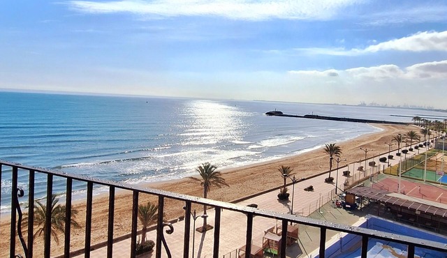 Valencia: Penthouse with unbeatable views of the sea in Valencia