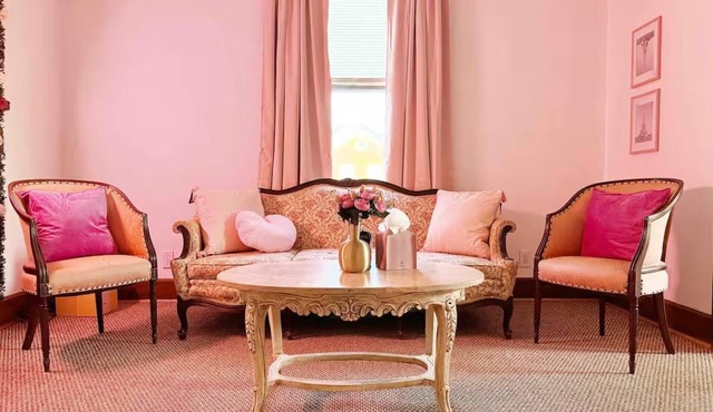 Valentine Suite/1BD/1BA Apt in Holiday Housenn