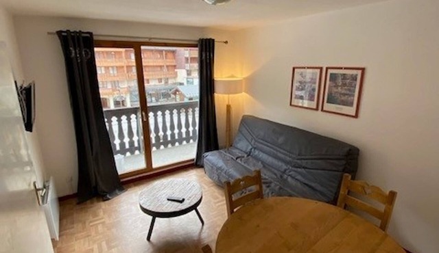 Valfréjus: 2-room + cabin, central location, 4/6 people