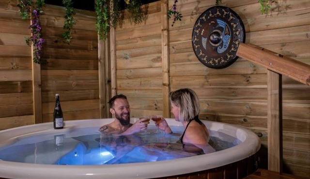 Valhalla Lodge with Dinner and Breakfast Included