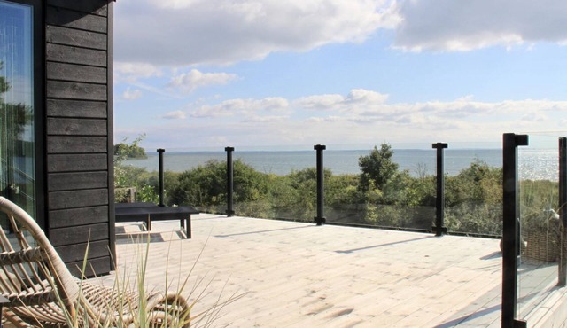 "Valia" - 20m from the sea by Interhome