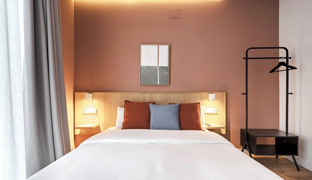 Vallecas Suites by Olala Homes