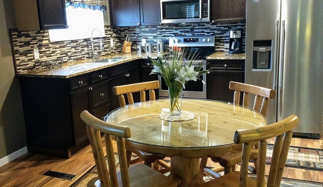 Vallee creek rentals(2)- located on the snowmobile-atv trail