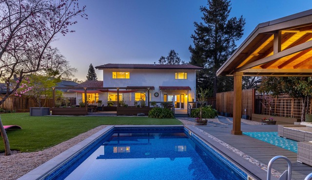 Valley Floor Saint Helena with Heated Pool