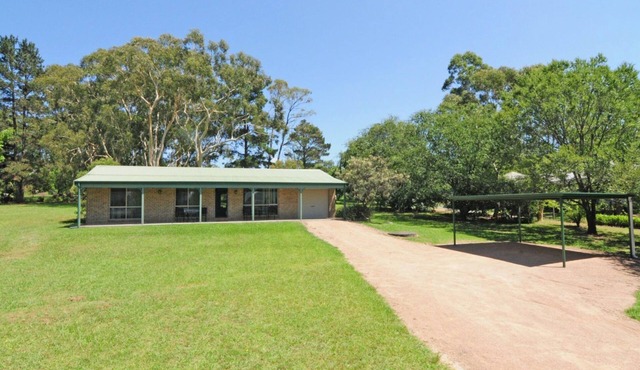 Valley Haven - 3 bedrooms close to the village!