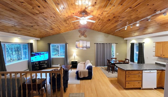 Valley Home with Game Room, Walking Distance to Narrow Gauge Trails & Restaurant
