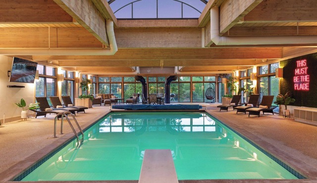 Valley View Indoor Pool/Hot Tub/Arcade