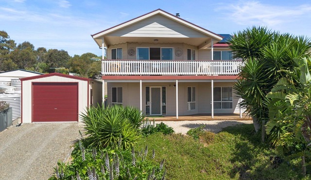 Valley Views - 11 Woodgate Road