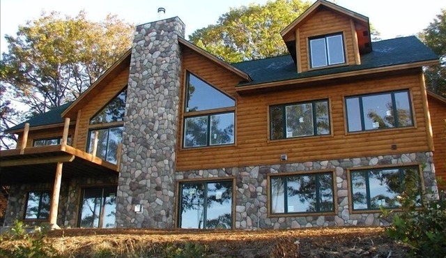 Valleyview Lodge at Boyne Mountain-Sleeps 20!