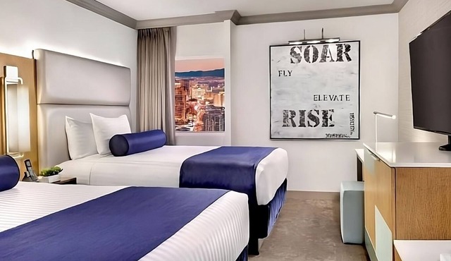 Value Accommodation! 2 Great Units, Pool, Casino, Onsite Parking, Game Room!