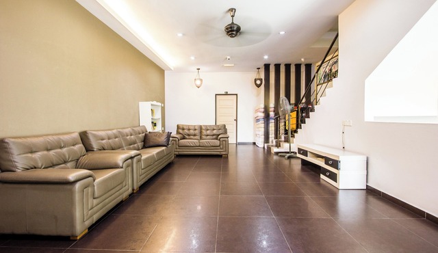 Value Inn Homestay by uBook