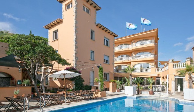 Van der Valk Hotel Barcarola