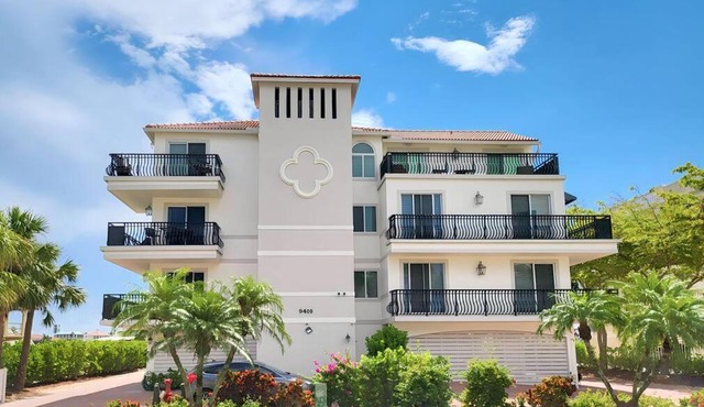Vanderbilt Beach 3br/3ba condo