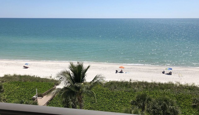VANDERBILT BEACH- BEACHFRONT 2 BEDROOM, 2 BATHROOM CONDO.SIMPLEY GORGEOUS!
