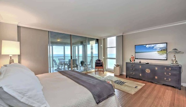 Vanderbilt Shores Beachfront Condo