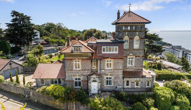 Vane Tower- Historic retreat with Panoramic Sea Views