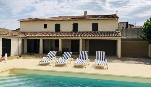 Vanha Kunnostettu Maalaistalo