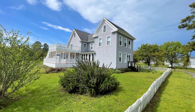 Vanity Fair - 4BR/2.5B w/lg screened in porch and decks! LINENS & TOWELS