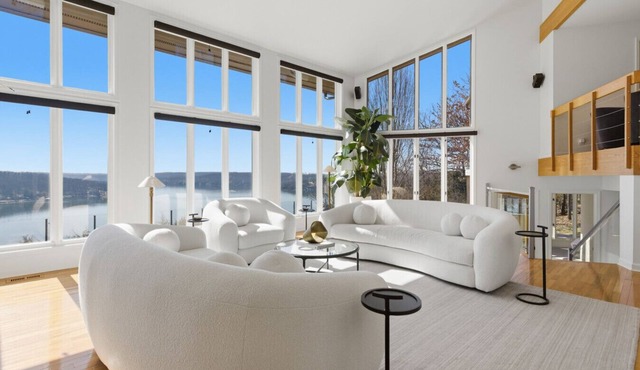 Vantage Point - Heated Pool, Hot Tub, & Views!