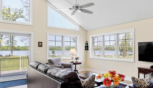 Vast Lakefront Home with Rec Room and Fire Pit