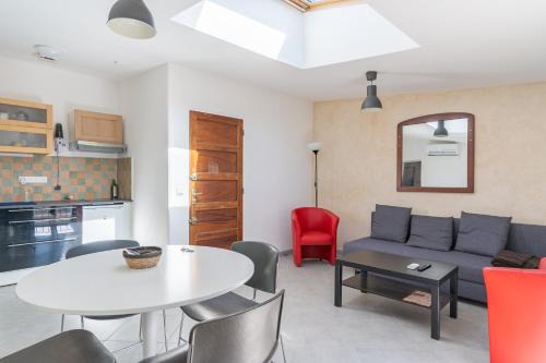 Vaste appart de 45 m2 climatisé -n4