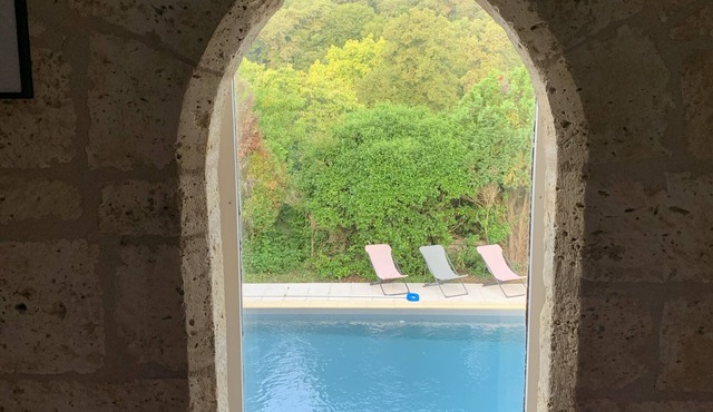 Vaste Demeure de 1800 au Coeur de la Dordogne