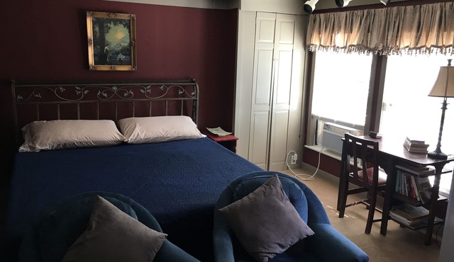 Vaughan House Guest Room