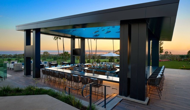 VEA Newport Beach, A Marriott Resort & Spa